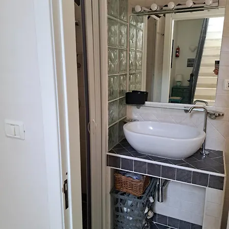 Casa Giovanna شقة بيسْكيتْشّي